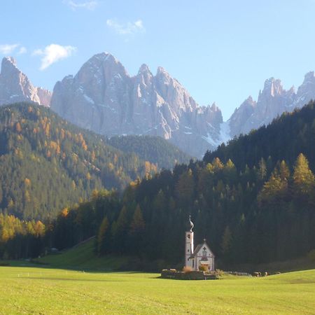 Raschoetzhof Funes  Exterior photo