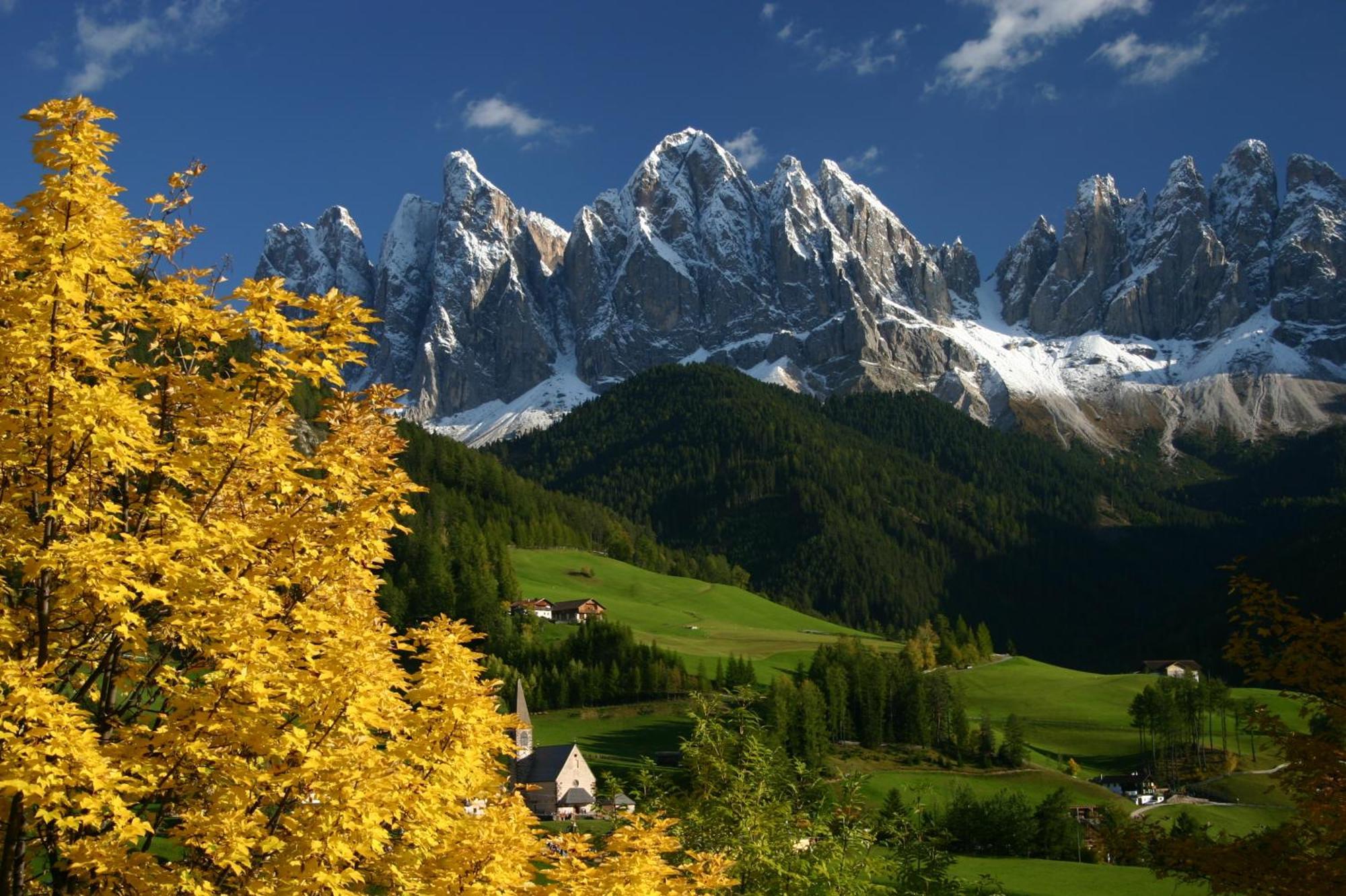 Raschoetzhof Funes  Exterior photo
